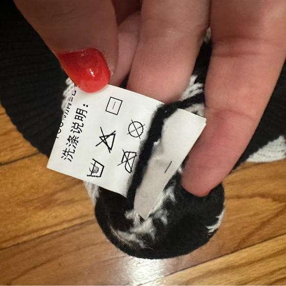 Black sheep sweater - Picture 8 of 8